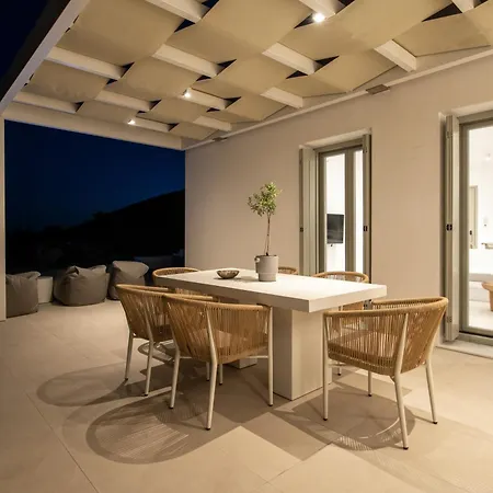 Serenity Complex Villa Párosz
